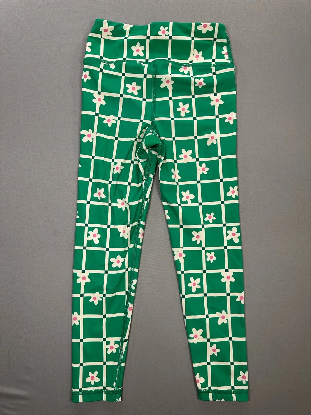 Hanna Andersson Green+White Floral 3-Piece Active Set, Leggings/Shorts/Top, US 5